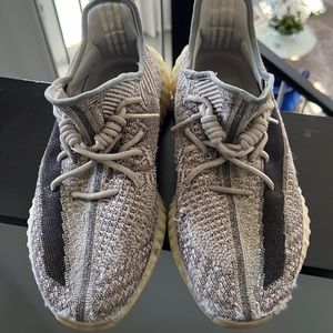 Adidas Yeezy 350 V2 Beluga